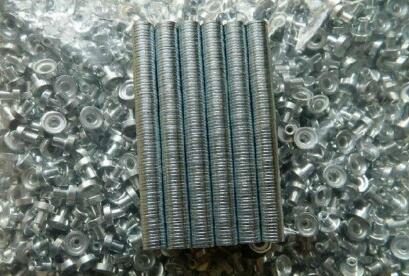 led磁吸燈的強力磁鐵的特點(diǎn)