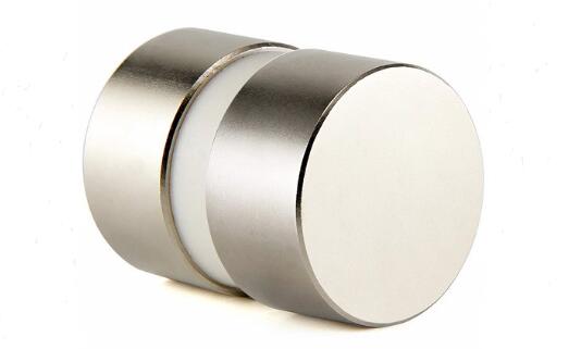 兩塊釹鐵硼磁鐵吸在一起了，怎么把它們分開(kāi)